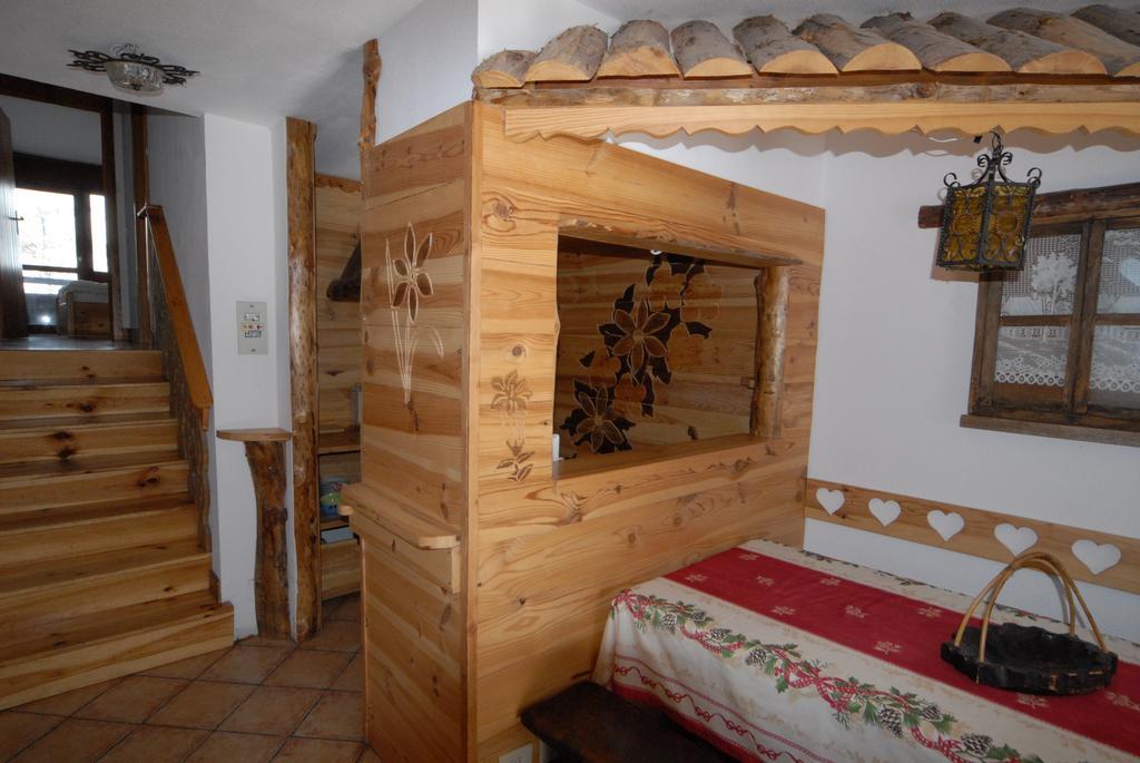 Cromotherapy Apartment Breuil-Cervinia Exterior photo